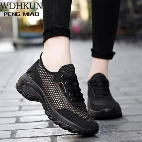 Women Casual Shoes Fashion Breathable Walk Mesh Flat Shoes Lady Sneakers Women Tenis Feminino Gym Shoes Lady Comfortable Shoes