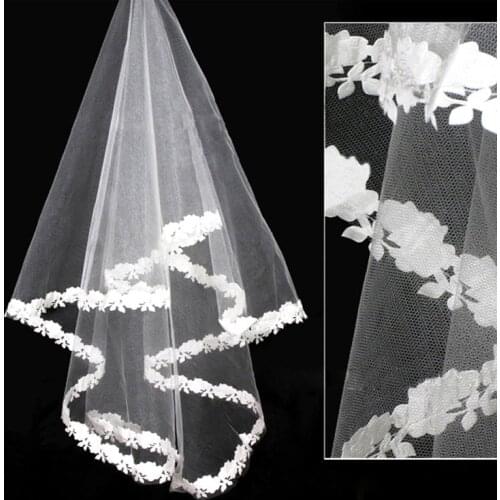 Cheap White Ivory Short Wedding Veils Lace Applique Edge One Layer Fingertip Brial Veil Wedding Accessories