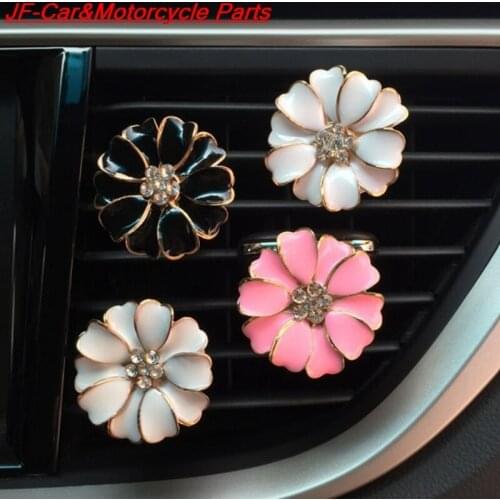 Car Ornament Daisy Flower Perfume Clip Air Freshener Automobiles Outlet Vents Fragrant Diffuser Auto Decoration Accessories Gift