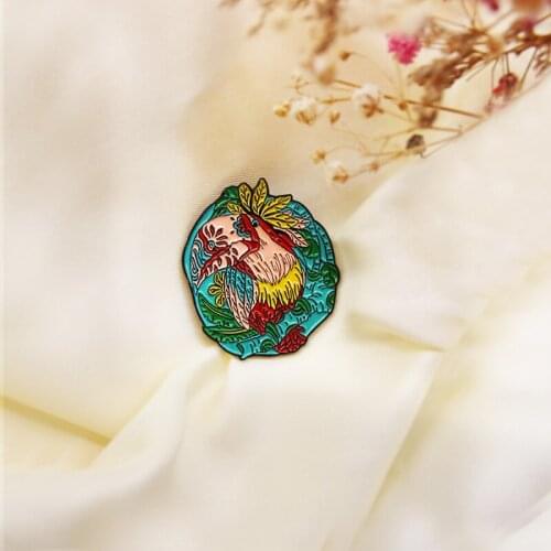 Macaws hidden in branches and leaves Enamel Brooch Colorful birds Lapel Pin Backpack denim punk badge accessories