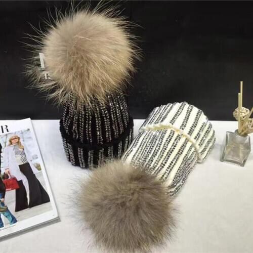 Outdoor Luxury Winter Rhinestone Knitted Beanies For Women Pompom Woolen Yarn Hat Thick Bonnet Soft Warm Skullies Cap