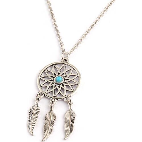 Free shipping Fashion Dreams Leaf Charm Pendant holiday gift Women Necklace for lady