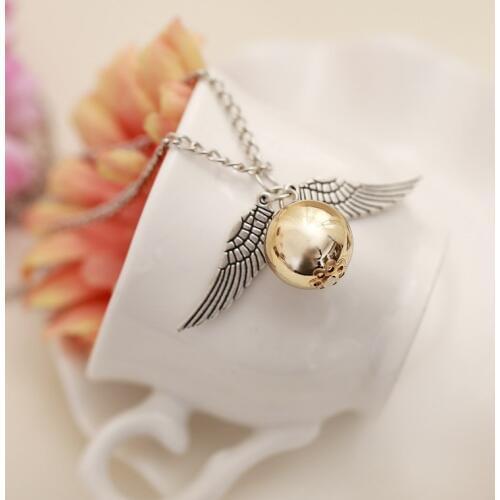2020 Fashion Fashion Necklace Retro Style Crystal Angel Wing Charm Golden Doraemon Necklace Mens Necklace Stainless Steel Chain