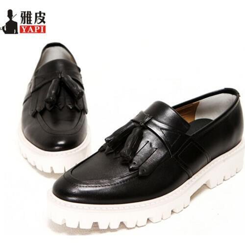 Brand New Retro Mens Genuine Leather Round Toe Tassel Shoes Business Man Fringe Thick Heel Oxfords Heighten Shoes