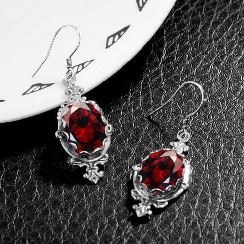 Ruby Earrings for Women Royal Palace Jewelry Red Gems Drop Earring 925 Sterling Silver Duches Lady Noble Elegent Vintage Jewelry