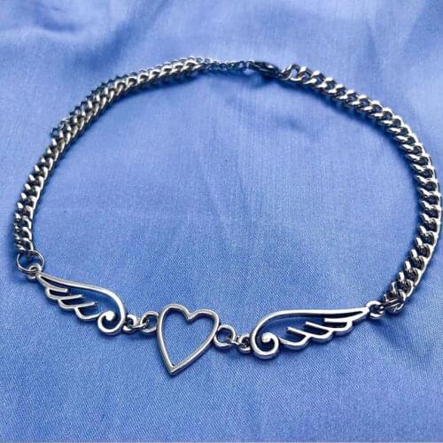 Vintage Punk Angel Wings Heart Choker Necklace For Women Girl Hollow Feather Pendant Short Clavicle Necklace New Trendy Jewelry