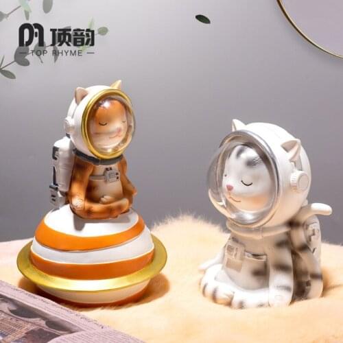 Creative Cat astronaut Statue Resin sculpture Crafts Simple Living Room Ornaments Home Office Store Decors Decorations