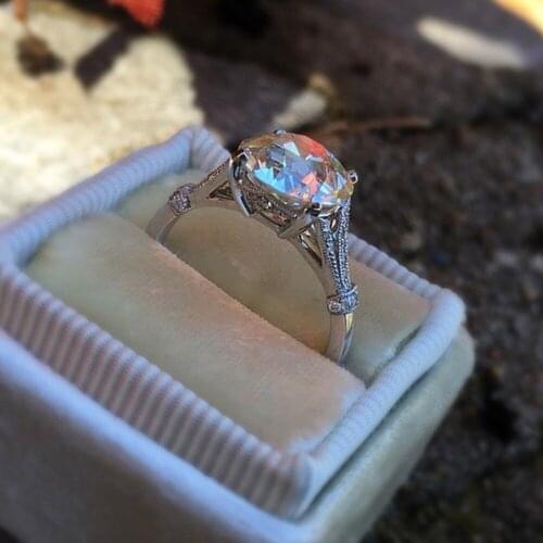 2.5 Carat Imitation Ring Classic Wedding Engagement Ring Bride Bridal Jewelry For Women Size 5-10 Elegant Temperament Jewelry