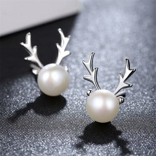 1 Pair Womens Girls Cute Elk Antlers Shape Pearl Ear Stud Earrings Fashion Jewelry Christmas Gifts E0834