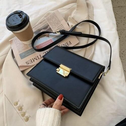 Shoulder Bag Crossbody Bags for Women Handbag Women Bag Purse Retro Chains Designer Bags Fashion 2021 New PU Leather All-match