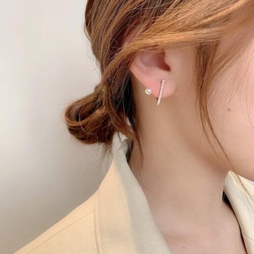 2020 New Arrival Metal Women Trendy Stud Earrings Korean Simple Small Pearl Earrings Cute Jewelry Female For Girl