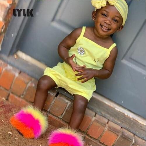 Kids Colorful Fox Fur Slippers Childrens Fashion Fluffy Raccoon Fur Sandals Baby Outdoor Furry Flip Flops Girls Plush Slides