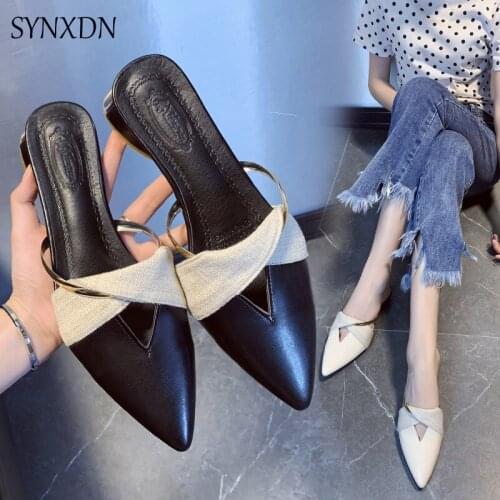 2021 Elegant Low Heel Women Mules Summer Sexy Pointed-Toe Ladies Slippers Slip on Leisure Ladies Office Shoes Beige Pumps Female