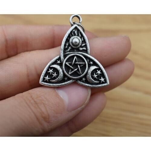 12pcs Wiccan Triple Moon Goddess Pentagram Keychain Witch Amulet Pendant Jewelry