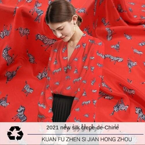 100% mulberry silk fabric customized summer zebra silk crepe de chine digital printing clothing dress shirt sewing fabric