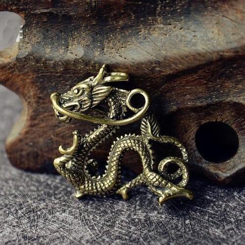 Mini Vintage Brass Dragon Statue Key Chain Pendant Decoration Ornament Sculpture Home Office Desk Ornament Funny Toy Gift