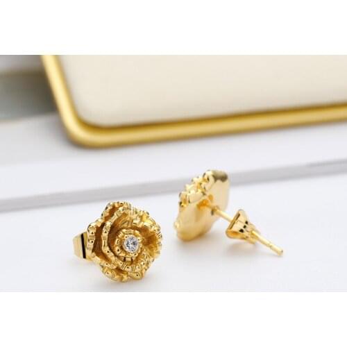 Fashion 1 pair Flower Earrings for Women Crystal Boho Ear Piercing Earring Ear Buckle Creative Joker Earring Jewelry Gift
