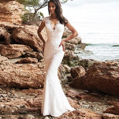 Beautiful Lace Mermaid Wedding Dresses 2021 V Neck Pearls Cap Sleeves America And Europe New Bridal Gowns 2021