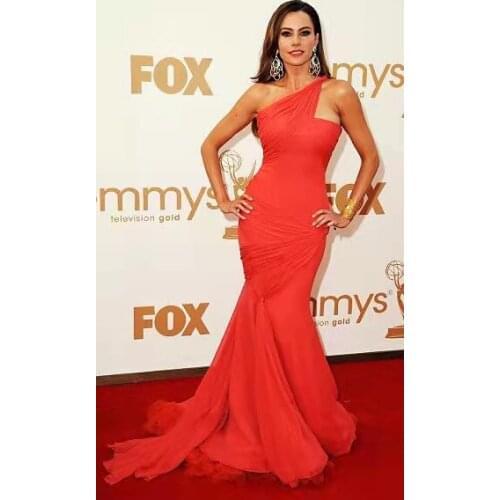 Elegant Long Chiffon One Shoulder Celebrity Dresses Mermaid Robe De Soiree Floor Length Sweep Train Formal Dresses for Women