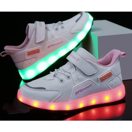 TAATOOTCC Kids Glowing Shoes