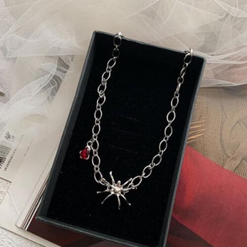 Europe and America Trendy New Necklace For Women Spider Pendant Gothic Black Gold Tone Clavicle Chain Female Personality Jewelry