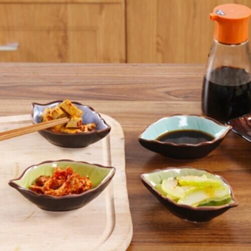 Kitchen cooking tool creative plate ice crack ceramic glaze seasoning vinegar, soy sauce, small plates Kitchen supplies