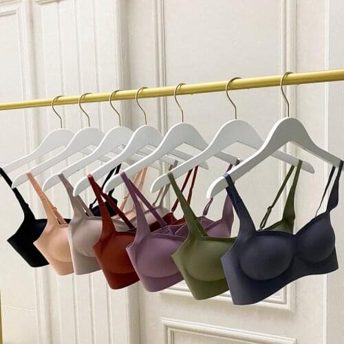 Ladies Sexy and Comfortable Seamless Non-wireless Bra Invisible Push-up Bra Underwear Seamless Solid Color Underwear