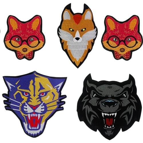 Foxes Patch Wolf Tiger Leopard Badge for Clothing Iron on Embroidered Applique Cute Fabric DIY Apparel Accessories Sticker 2pc