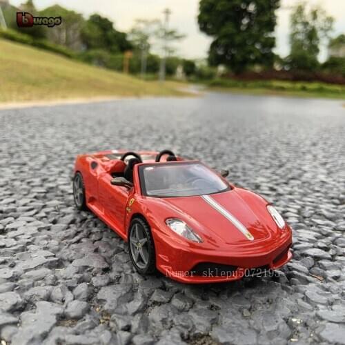 Bburago 1:32 Ferrari Scuderia Spider 16M series acrylic display box rally car model Simulation Alloy Car Model Collect gifts toy