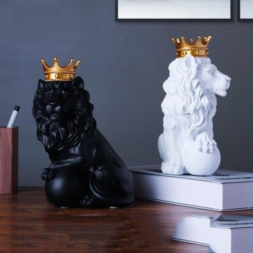 European style crown lion ornaments resin crafts creative home office entrance decoration