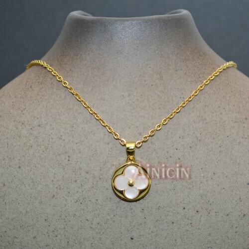 New Arrival 12mm Cute Clover Flower Shape Pendant Natural White Shell Metal Base Gold Plating Chain Necklace Lover Gift Jewelry