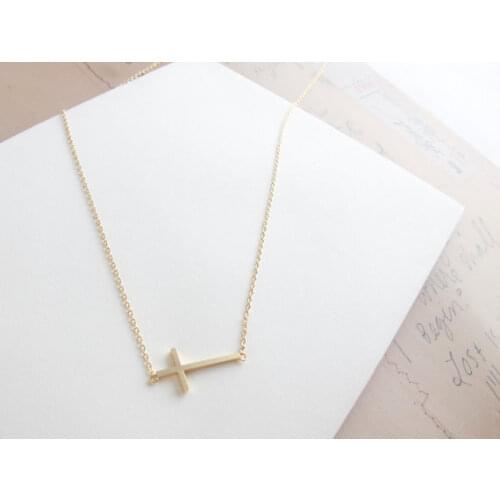 Sideways Cool Christian Cross Necklaces Simple Faith Religious Cross Pendant Chain Necklaces Geometry Jewelry for Women