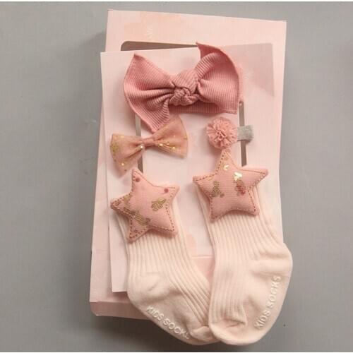 Fashion set Pack of Box Cute Baby Girl Hair Clip Plush Ball Bow Molding Clips Hair Accessories+ Socks Set 0-3 years wf