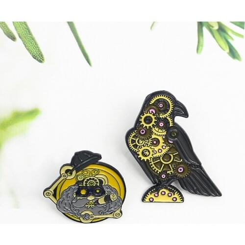 Gear Bird Brooch Retro Punk Style Exaggerated Funny Machine Old Man Enamel Alloy Badge Personality Creative Jewelry Pin Gift