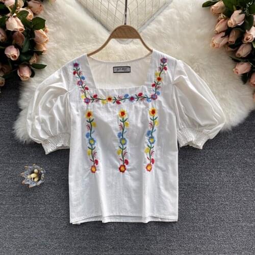 Korean version of age-reducing puff sleeve top womens summer dress 2021 new temperament square collar small fresh embroidered s