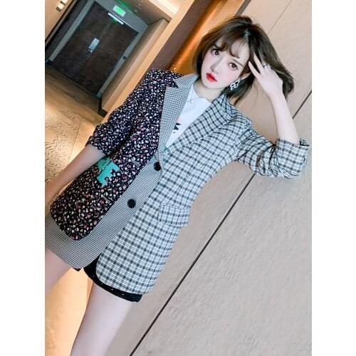 Different material stitching retro Plaid fashion floral contrast letters suit coat for women 2021 Spring new High Top Quality