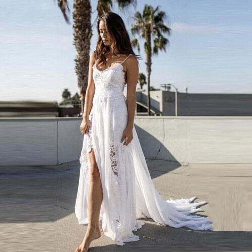 Luxury Satin Princess Wedding Dresses Spaghetti Strap 3D Flower Bead Sequin Bridal Dress Ruched Backless Chapel Bridal Wears