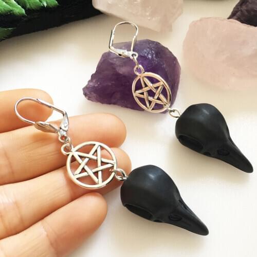 PENTAGRAM RAVEN Earrings, Gothic Earrings, Silver plated, Pagan Earrings,raven Skull, Wiccan Pentagram,withcraft