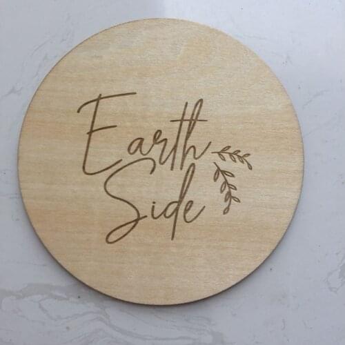 20pcs Earth side birth announcement plaque wooden decorative plaque wood carving disc