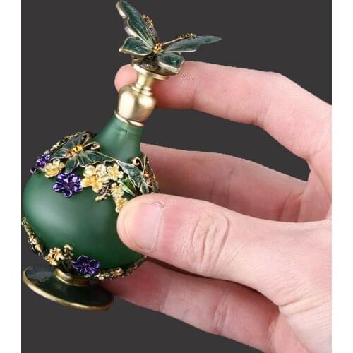 1pc Antique Empty Perfume Bottle 25ml Butterfly Flower Painting Pattern Glass Metal Art Enamel Decor Retro Palace Luxury Style