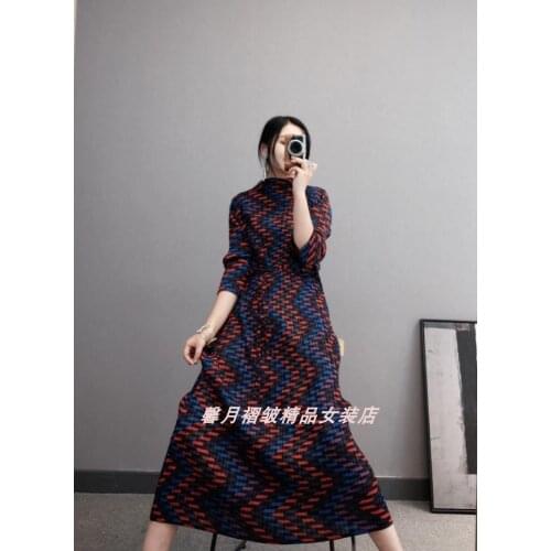 HOT SELLING miyake FASHION stand neck three quarter stripe print pleated one-piece dress IN STOCK