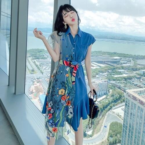 2021 Summer Fashion Irregular Denim Stitching Flower Embroidery Mesh Raglan Sleeves Ruffles Pocket Loose Dress Female With Belt