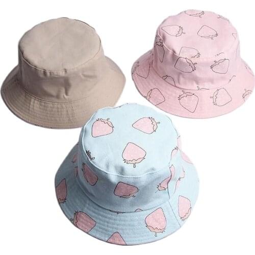 2019 cotton Strawberry print on both sides bucket hat Fisherman hat Sun cap hats for men and women 470