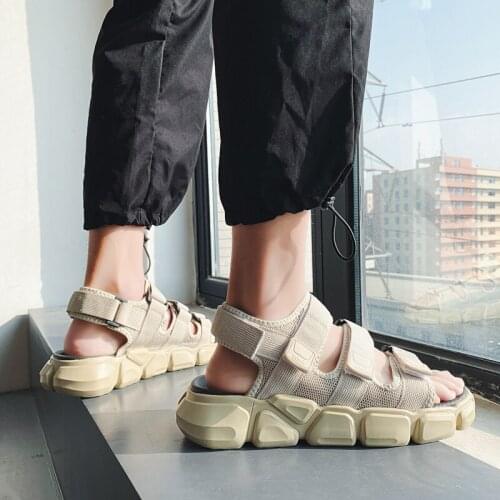 Summer Beach Slippers Men Comfort Fashion Casual Sandles New Arrivals Massage Sandals Man Sandalias Hombre 2021