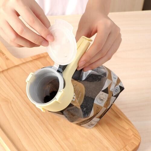 1Pc Plastic Moisture-proof Food Bag Cap Kitchen Storage Preserve Sealing Clip Food Preservation Sealing Clip Household Clip Tool