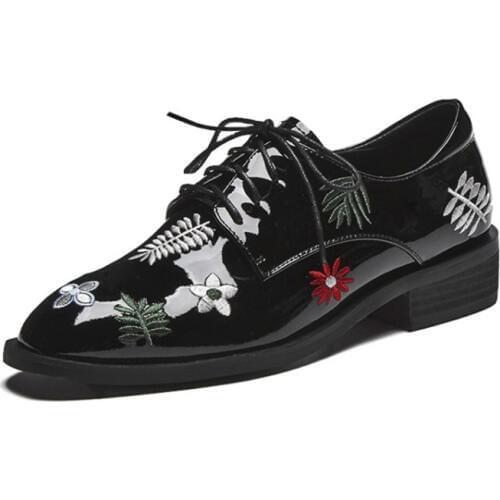 XIAPINGTOO Lace-up Shoes