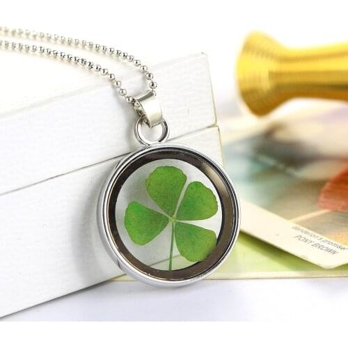 Gold Color with Glass Dried Flower Jewlery Round Choker Lucky Four Leaf Clover Pendant Necklace for Women Gift