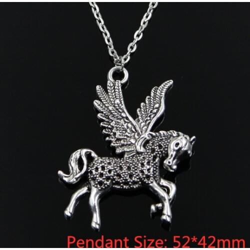 New Fashion Animal Vintage Running Wings Pegasus Fly Horse Pendant 50cm Chain Long Necklace Women Retro Chic Jewelry