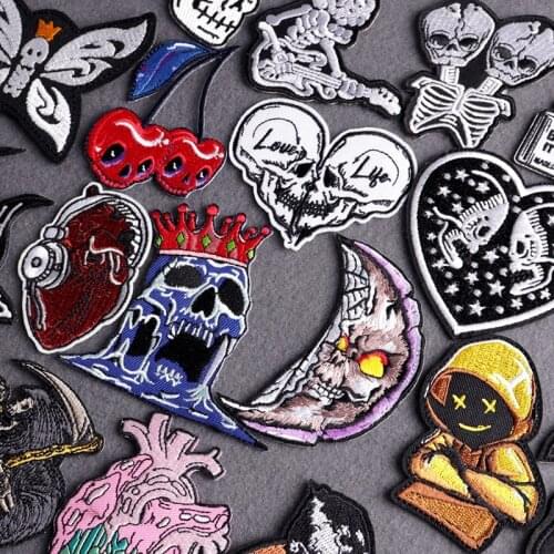 Skull Iron On Patches On Clothes Stripes Badges Accessory DIY Punk Clothes Stickers Heart Patch Embroidered Patches For Clothing