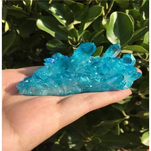 67g Natural and beautiful blue electroplated quartz